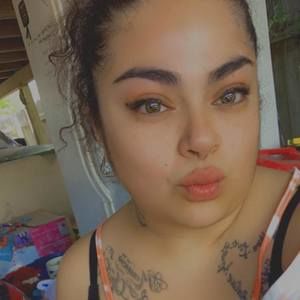 Meet your Posher, Sylvia